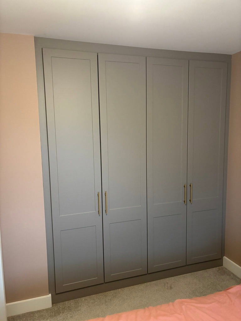 Bespoke 4-Door Scribed Shaker Wardrobe with Brass Pull Handles